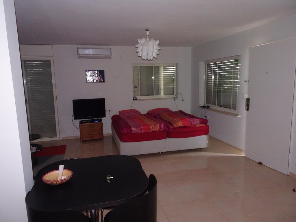 Magnificent Studio In Zichron Yaakov Sea View And Garden Zikhron Ya'akov Ngoại thất bức ảnh